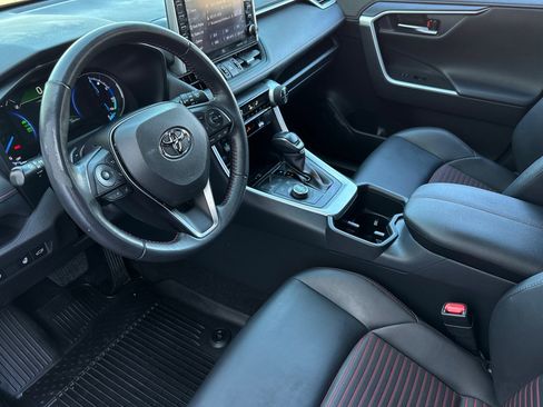Used 2022 Toyota RAV4 XSE w/ Weather Package image 12