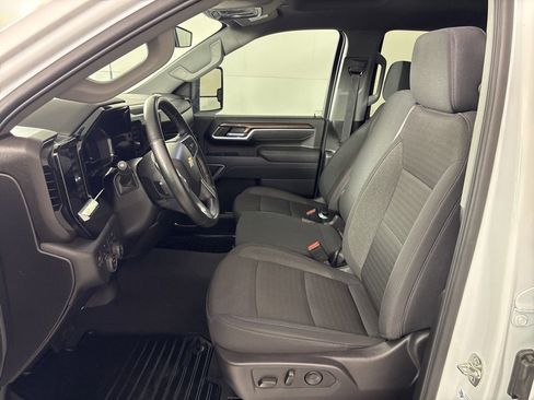 Used 2025 Chevrolet Silverado 2500 LT w/ Convenience Package AWD/4WD image 29
