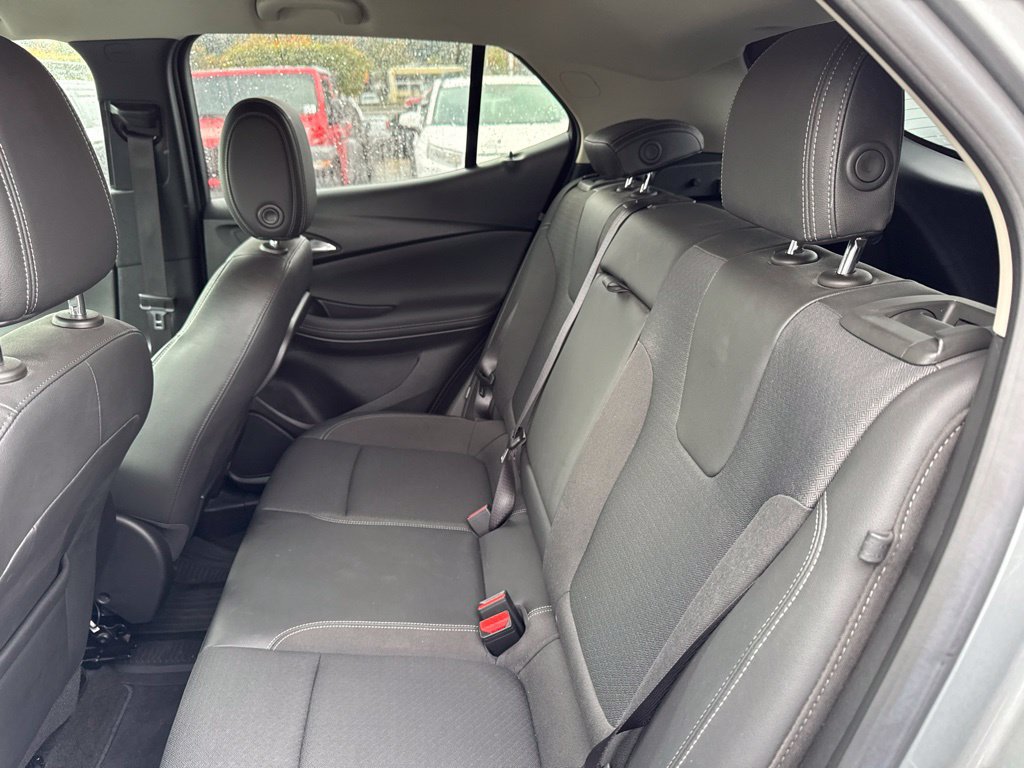 Used 2023 Buick Encore GX Select w/ Safety Package II FWD image 5