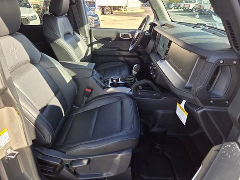 New 2026 Ford Bronco Big Bend w/ Black Diamond Package image 13