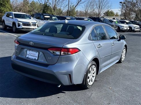Used 2023 Toyota Corolla LE image 4