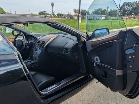 Used 2005 Aston Martin DB9 Volante image 40