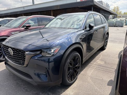 New 2026 MAZDA CX-90 Plug-In Hybrid w/Premium Sport AWD/4WD image 22