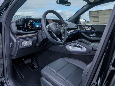 Certified 2026 Mercedes-Benz GLE 450 4MATIC image 12