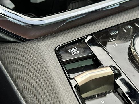 Used 2025 BMW X3 xDrive30i w/ Premium Package image 20