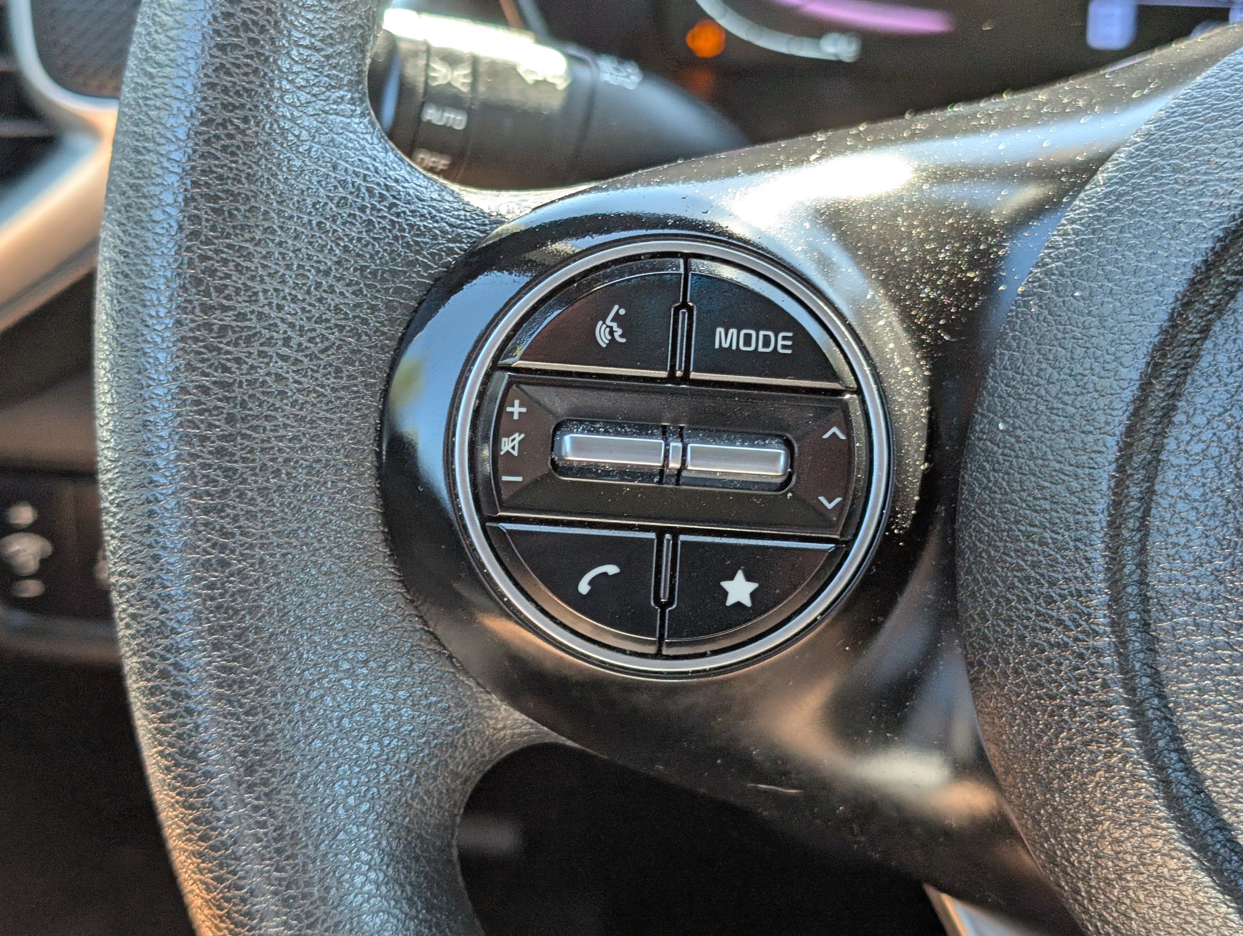 Used 2024 Kia Soul LX w/ Option Group 015 FWD image 17