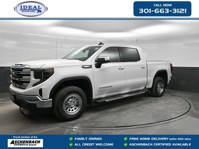 New 2026 GMC Sierra 1500 SLE w/ Preferred Package