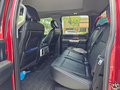 Used 2018 Ford F150 Lariat w/ Equipment Group 502A Luxury AWD/4WD image 4