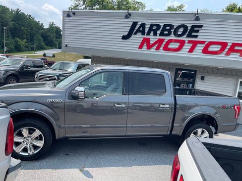 Used 2017 Ford F150 Platinum AWD/4WD image 4