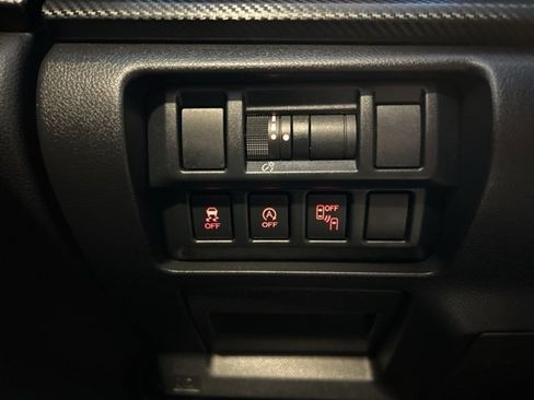 Used 2023 Subaru Crosstrek 2.0i Premium image 17