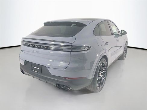 New 2026 Porsche Cayenne E-Hybrid Coupe image 21
