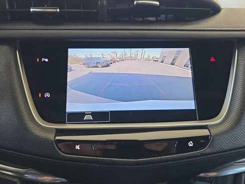 Used 2023 Cadillac XT5 Luxury FWD image 15
