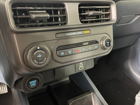 New 2026 Ford Maverick Lariat w/ Black Appearance Package AWD/4WD image 5