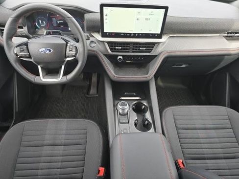 Certified 2025 Ford Explorer ST-Line w/ ST-Line Street Pack AWD/4WD image 5