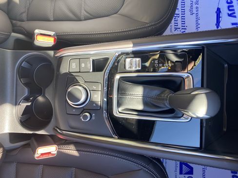 New 2025 MAZDA CX-5 Signature image 18