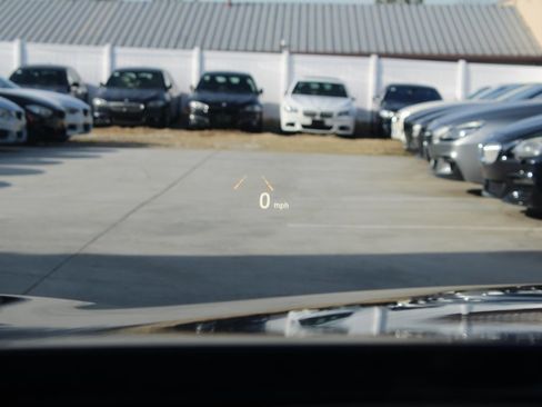 Used 2012 BMW 750i xDrive image 26