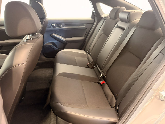 Used 2025 Honda Civic Sport image 14