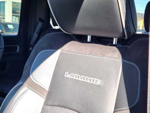 Used 2024 RAM 3500 Laramie w/ Night Edition image 17