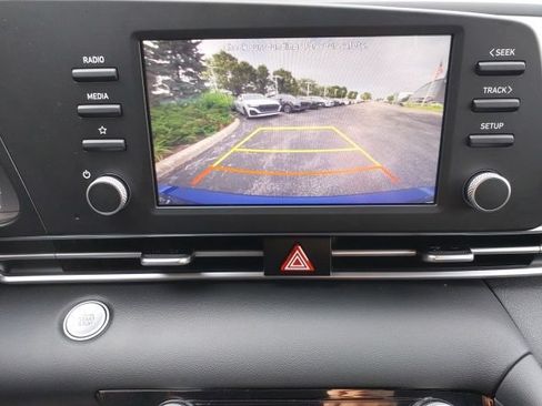 Used 2023 Hyundai Elantra SEL FWD image 20