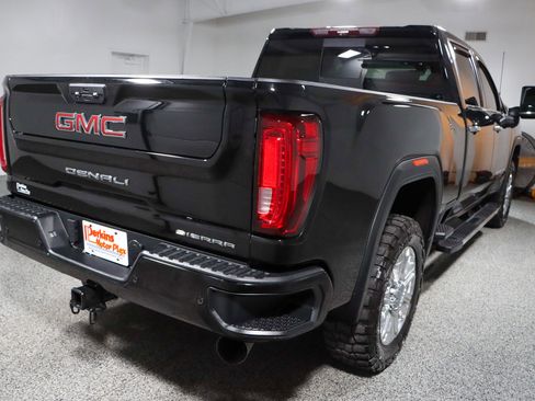 Used 2021 GMC Sierra 2500 Denali w/ Denali Ultimate Package AWD/4WD image 7