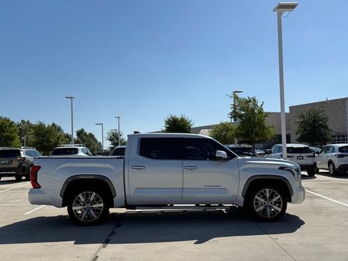 Used 2023 Toyota Tundra Limited w/ Power Package RWD image 3