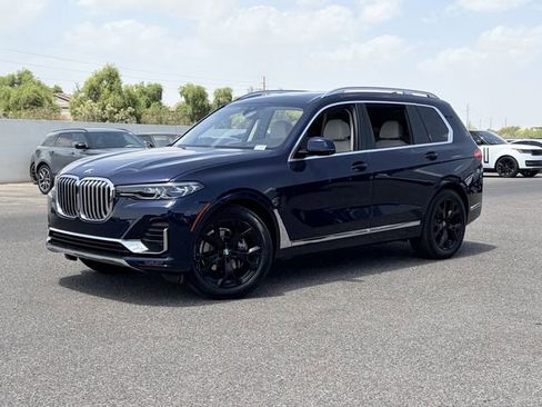 Used 2022 BMW X7 xDrive40i w/ Executive Package AWD/4WD image 2
