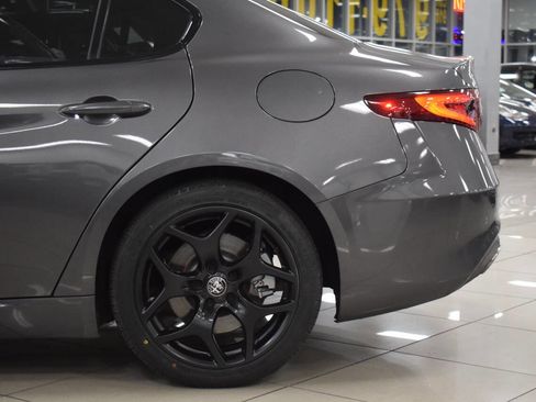 Used 2021 Alfa Romeo Giulia Sprint w/ Nero Edizione image 20