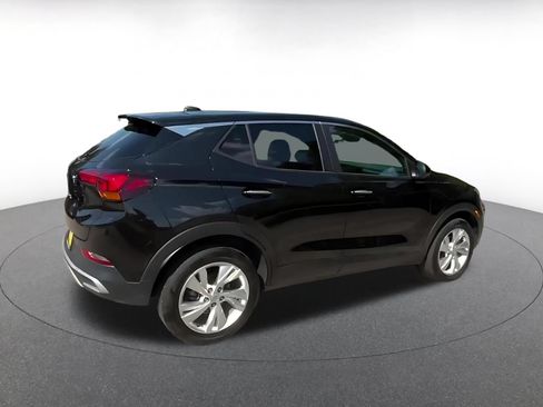 Used 2025 Buick Encore GX Preferred AWD/4WD image 14