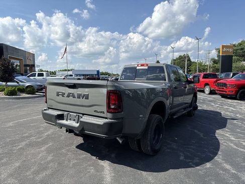 New 2026 RAM 3500 Tradesman AWD/4WD image 13