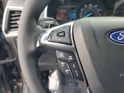 Used 2018 Ford Edge SEL w/ Equipment Group 201A image 22