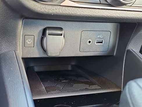 Certified 2025 Nissan Versa SV w/ Trunk Package image 23