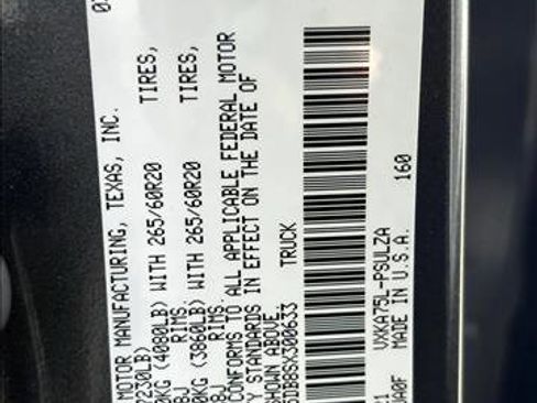 Certified 2025 Toyota Tundra Limited image 27