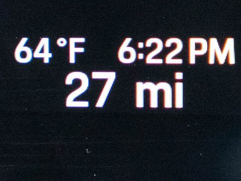 New 2025 Porsche Cayenne Coupe image 31