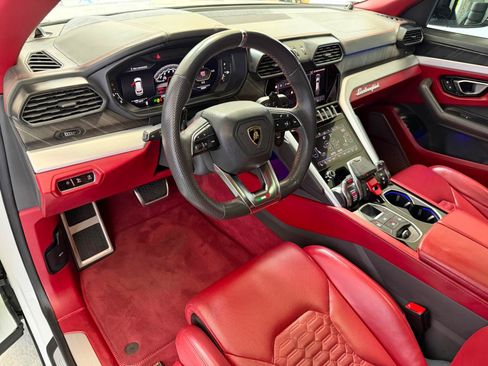 Used 2020 Lamborghini Urus AWD/4WD image 17