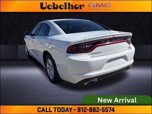 Used 2022 Dodge Charger SXT image 4