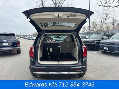 Used 2021 GMC Acadia Denali w/ Denali Ultimate Package image 11