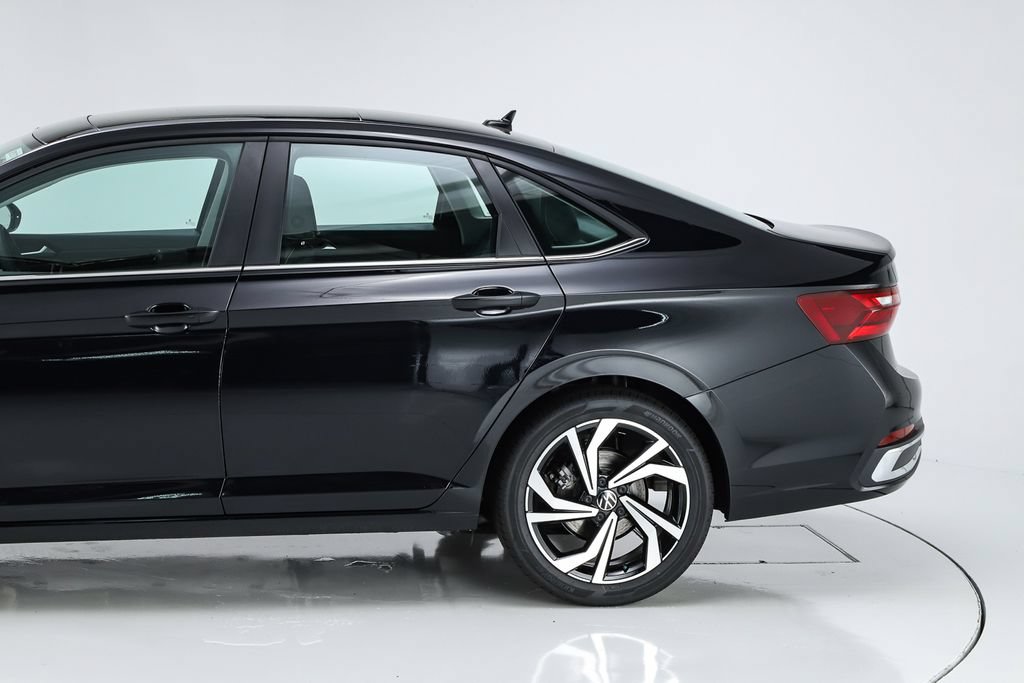 New 2026 Volkswagen Jetta SEL FWD image 4