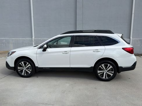 Used 2019 Subaru Outback 2.5i Limited w/ Popular Package #2 AWD/4WD image 2