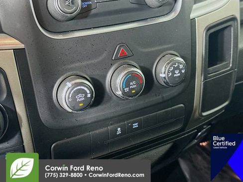 Used 2019 RAM 1500 Classic SLT AWD/4WD image 18