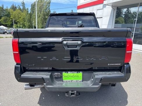 New 2025 Toyota Tacoma TRD Off-Road image 4