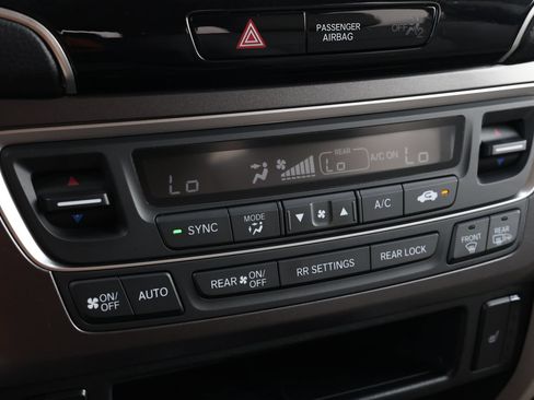 Used 2021 Honda Pilot EX-L image 22