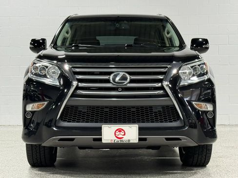 Used 2014 Lexus GX 460 Luxury w/ Driver Support Package AWD/4WD image 3