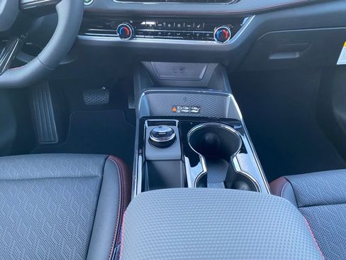 New 2026 Chevrolet Equinox RS image 15