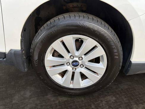 Used 2017 Subaru Outback 2.5i Premium image 40