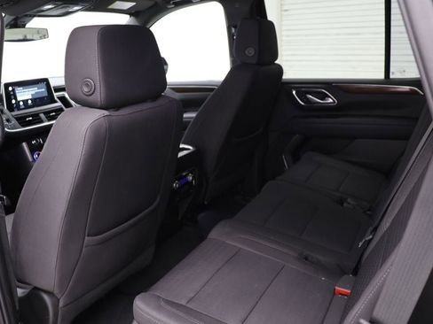 Used 2022 GMC Yukon SLE w/ Gmc Pro Safety Plus Package image 11