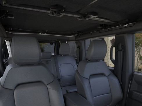 New 2025 Ford Bronco Outer Banks image 12