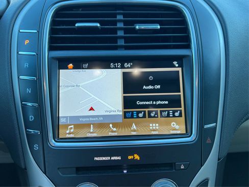 Used 2018 Lincoln MKX Reserve w/ Driver Assistance Package image 14