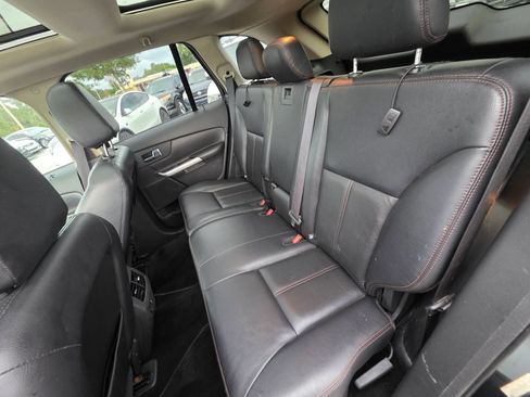Used 2013 Ford Edge SEL FWD image 16