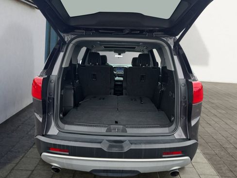 Used 2017 GMC Acadia SLE FWD image 26