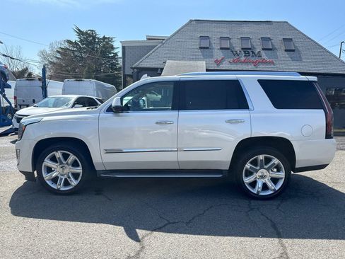 Used 2015 Cadillac Escalade Premium image 8